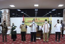 Terima Bantuan untuk Atasi Pandemi Covid-19 dari Partai Gerindra Lampung, Gubernur Arinal Doakan Gunadi Ibrahim Segera Pulih