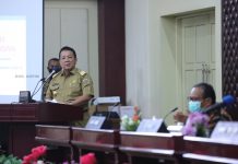 Gubernur Arinal Serahkan Bantuan Beasiswa Baznas kepada Mahasiswa Terdampak Covid-19