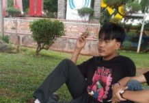 Pustaka Bundaran Tugu Payan Mas kotabumi Lampung Utara yang diminati
