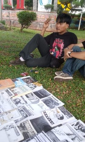 Pustaka Bundaran Tugu Payan Mas kotabumi Lampung Utara yang diminati