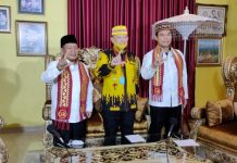 Anjau Silau Dua Tokoh Senior dan Junior
