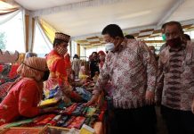 Gubernur Arinal Buka Pameran Semarak Batik Dan Tanaman Hias 2020