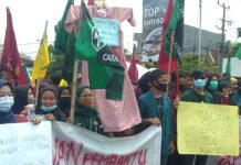 Aksi damai menyuarakan penolakan atas pengesahan Omnibuslaw Undang-Undang Cipta Kerja,DPR LU