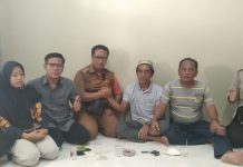 Kepala Lurah Keteguhan Memohon Maaf Kepada Keluarga Almarhumah