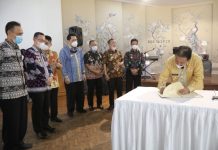 Gubernur Arinal Tandatangani Kesepakatan Penyediaan Alur Pelayaran di Muara Sungai Tulang Bawang