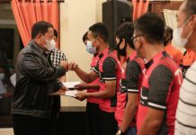 Gubernur Arinal Beri Penghargaan Atlet Balap Sepeda dengan Prestasi Nasional dan Regional