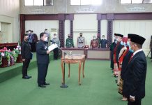 Gubernur Lampung Lantik Anggota KPID Provinsi Lampung Masa Jabatan 2020 – 2023