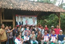 Relawan team sembilan.”kita ciptakan pilkada damai