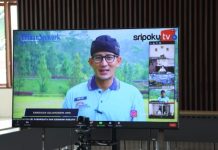 Menteri Pariwisata & Ekonomi Kreatif Sandiaga Uno mengatakan:Sektor Pariwisata Memiliki Peran Penting dalam Meningkatkan Pendapatan Asli Daerah (PAD)