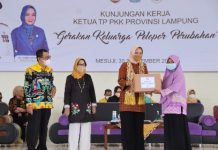 Kunker ke Kabupaten Mesuji, Ibu Riana Sari Arinal Ajak PKK Jadi Inisiator Pelopor Perubahan ke Arah yang Lebih Baik