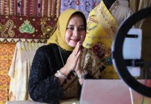 Ketua Dekranasda Provinsi Lampung Ikuti Pameran Online Rumah Kriya Asri