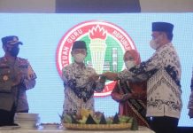 H. Budi Utomo, S.E., M.M., pada Peringatan HUT PGRI ke-76″Guru Sebagai Pendidik yang Sangat Penting”