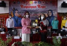 Ketua TP PKK Provinsi Lampung Lakukan Kunjungan Kerja Dan Pembinaan Organisasi Di Kabupaten Lampung Selatan