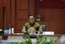 Mendagri Minta Pemda Maksimalkan APBD 2021 Kejar Target Vaksinasi Sampai Akhir Desember