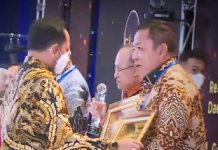 Gubernur Arinal Djunaidi Terima Penghargaan Dari Kemendagri Realisasi APBD Tertinggi Tahun 2021