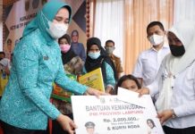 Ketua TP PKK Provinsi Lampung Lakukan Monitoring Program Desa Penanganan dan Pencegahan Stunting