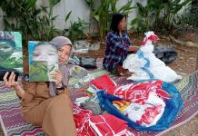 Kepsek SDN Skipi Rela Berjualan Bendera Demi Bantu Ahtar Bayi Penderita Tumor Ganas