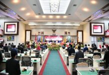 Mingrum Gumay SH., MH membuka paripurna Istimewa dalam rangka Peringatan HUT RI Ke-77