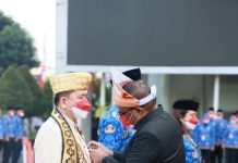 Presiden Jokowi Berikan Penghargaan Satyalancana yang ke-3 Kalinya Kepada Agus Fatoni