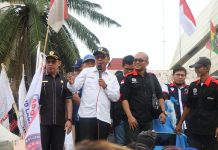 Ketua DPRD Lampung Mingrum Gumay Berdialog Dengan Pengunjuk Rasa ‘Gedor Lampung’