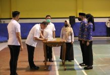 Sekdaprov Ambil Sumpah/Janji 439 PNS dari 28 OPD di Lingkungan Pemprov Lampung