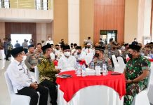 Mingrum Gumay SH.,MH,dan Forkopimda Menghadiri Peringatan maulid Nabi Muhammad SAW