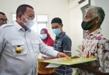 Gubernur Arinal Djunaidi Meresmikan Peluncuran Bantuan Sosial Tunai Penanganan Dampak Inflasi Daerah Tahun 2022 se-Provinsi Lampung