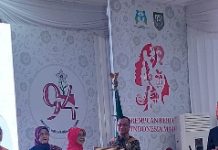 Gubernur Arinal Terima IPIMTI Award Tahun 2022 pada Acara Puncak Peringatan Hari Ibu di Bengkulu
