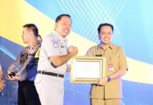 Dirjen Bina Keuangan Daerah Kemendagri, Agus Fatoni Terima Penghargaan Dari Jasa Raharja