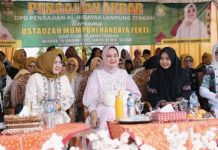 Ketua TP PKK Ibu Riana Sari Arinal Ikuti Pengajian Akbar Al-Hidayah,Seputih Banyak Lampung Tengah
