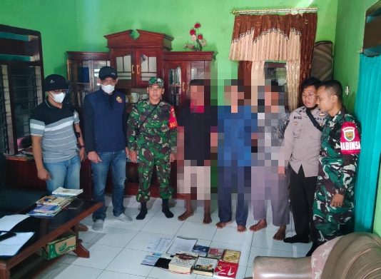 Detasemen Khusus 88 AT, Amankan Terduga Teroris Kelompok JI di Desa Dorowati Abung Timur