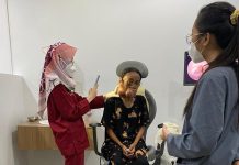 Perjuangan Pemkab Mesuji Berhasil, Dua Warga Penderita Tumor Mulut & Buta Permanen Berobat ke Palembang
