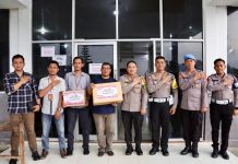 Pantau Pleno Penghitungan Rekapitulasi Suara di Tanjungraya, Polres Mesuji juga Berikan Bantuan ke PPK