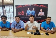 Relawan TIM 8 Lampung tetap solid mengawal kemenangan paslon 02 dalam proses perhitungan KPU.