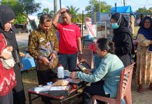 Pastikan Takjil Aman dan Sehat, Dinkes Periksa Jajanan Berbuka Puasa Pedagang