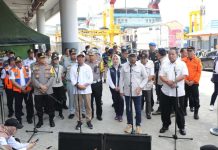 Gubernur Dampingi Menhub dan Menko PMK Tinjau Arus Balik Idul Fitri 1445 H di Pelabuhan Bakauheni