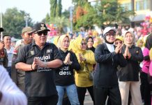 Gubernur Arinal dan Ibu Riana Senam Lampung Berjaya Bersama Masyarakat Lampung Utara