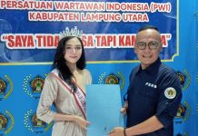 Raih Best Catwalk II 2024, Ainun Ucapkan Terimakasih. Ketua PWI Lampura Berikan Uang Pembinaan