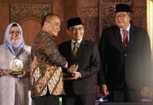 Pemkab Mesuji Raih Penghargaan Bangga Kencana dan Percepatan Penurunan Stunting dari BKKBN