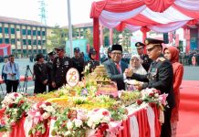 Pj. Gubernur Lampung Samsudin menghadiri Upacara Peringatan Hari Bhayangkara ke-78 di Mapolda Lampung