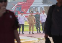Pj. Gubernur Samsudin Sambut Kedatangan Presiden Joko Widodo di Lapangan Stadion Jati Kalianda, Lampung Selatan