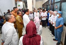 Pj. Gubernur Samsudin Dampingi Presiden Joko Widodo Kunjungi RSUD dr. H. Bob Bazar, Lampung Selatan