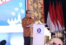 Pj. Gubernur Samsudin menghadiri Lampung Begawi ke- 4 Tahun 2024 Bertajuk “Hanggum Sani’an Lappung”