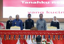 Pj. Gubernur dan Ketua DPRD Tandatangani Raperda Pertanggung jawaban Pelaksanaan APBD Lampung 2023