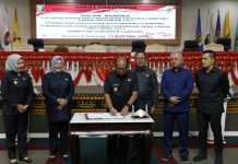 Pj. Gubernur Samsudin dan Pimpinan DPRD Tandatangani Raperda P APBD Lampung Tahun 2024