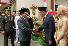Pj. Gubernur Hadiri Pengucapan Sumpah/Janji Pimpinan DPRD Lampung Masa Jabatan 2024-2029