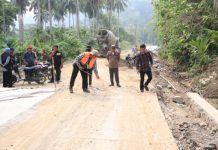 Pemprov Lampung Lakukan Perbaikan Jalan dan Jembatan Dukung Pariwisata di Wilayah Tanggamus