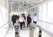 Pj. Gubernur Samsudin Tinjau Arus Mudik Natal Dan Tahun Baru 2025 Di Pelabuhan Bakauheni