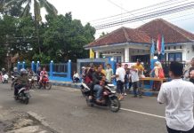 PWI Lampura Berbagi 1000 Takjil,Berbuka Puasa dan Nyeruit di Balai Effendi Yusuf (Kantor PWI)