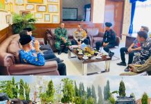 Dandim 0412/LU Letkol Inf Roni Faturohman Saksikan Aksi Simulasi SISPAMKOTA Peringatan 1 tahun Pemerintahan Presiden RI